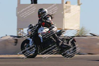 media/Nov-06-2023-Moto Forza (Mon) [[ce023d0744]]/2-Advanced Group/Session 4 (Turn 9)/